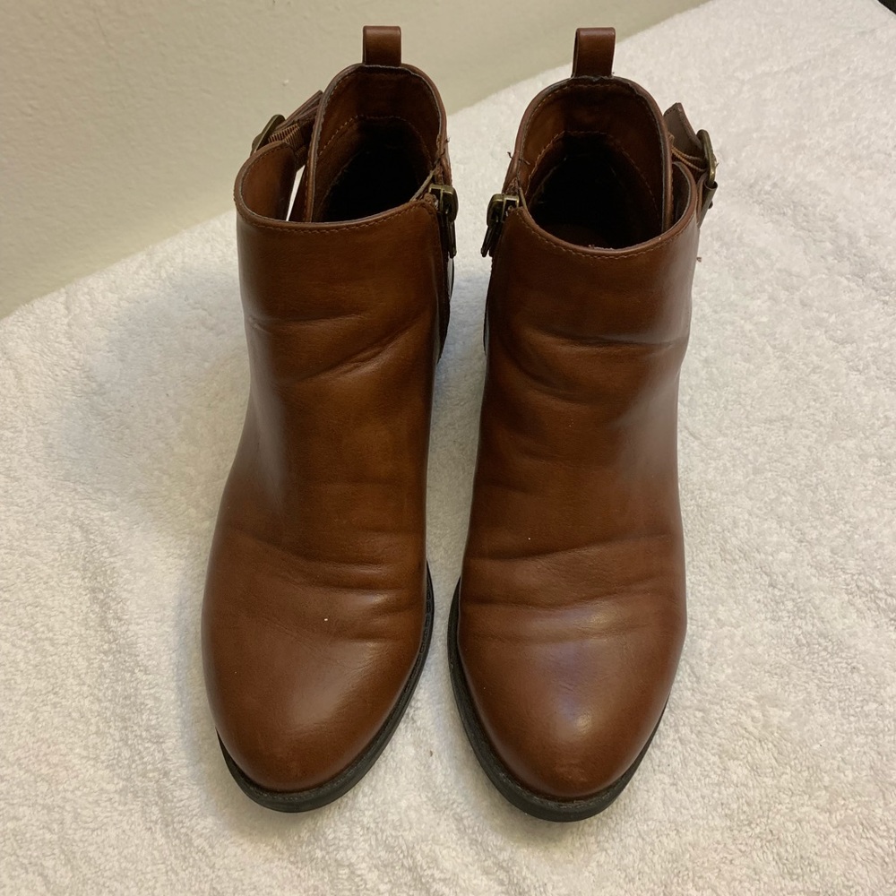 Forever 21 ankle boots aize 7